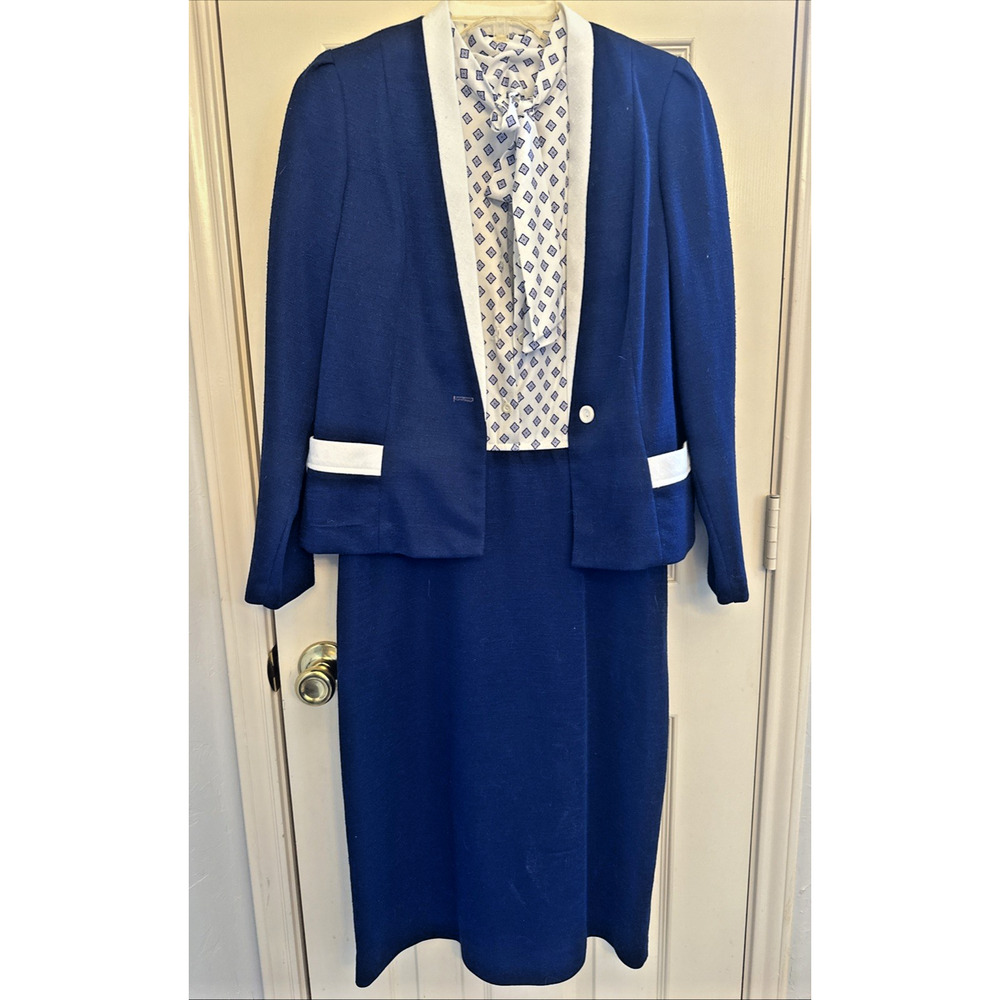 Vintage Marty Gutmacher Women's Dress Suit Size 10 Navy Blue